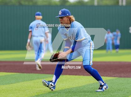 Thumbnail 3 in Sunnyvale vs. Mabank (UIL 4A Bi-District Playoff) photogallery.