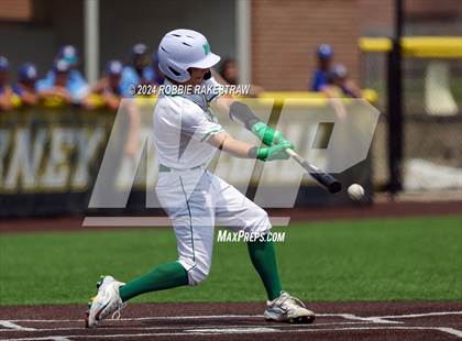 Thumbnail 2 in Sunnyvale vs. Mabank (UIL 4A Bi-District Playoff) photogallery.
