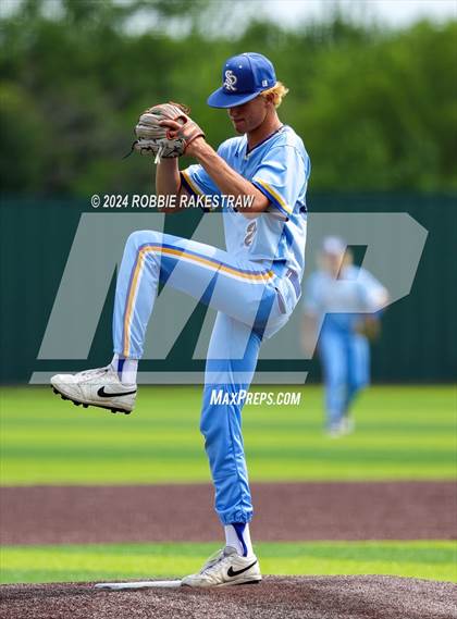 Thumbnail 2 in Sunnyvale vs. Mabank (UIL 4A Bi-District Playoff) photogallery.
