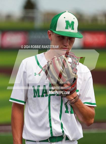 Thumbnail 1 in Sunnyvale vs. Mabank (UIL 4A Bi-District Playoff) photogallery.