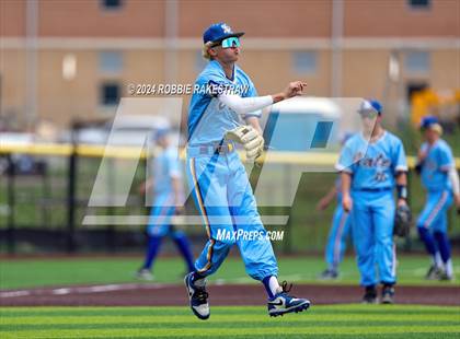 Thumbnail 2 in Sunnyvale vs. Mabank (UIL 4A Bi-District Playoff) photogallery.