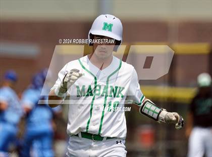 Thumbnail 1 in Sunnyvale vs. Mabank (UIL 4A Bi-District Playoff) photogallery.