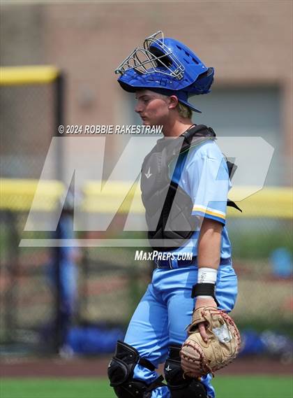 Thumbnail 1 in Sunnyvale vs. Mabank (UIL 4A Bi-District Playoff) photogallery.