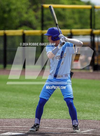 Thumbnail 1 in Sunnyvale vs. Mabank (UIL 4A Bi-District Playoff) photogallery.