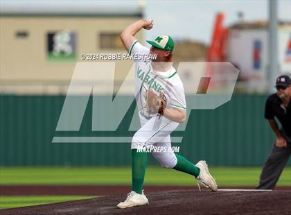 Thumbnail 3 in Sunnyvale vs. Mabank (UIL 4A Bi-District Playoff) photogallery.