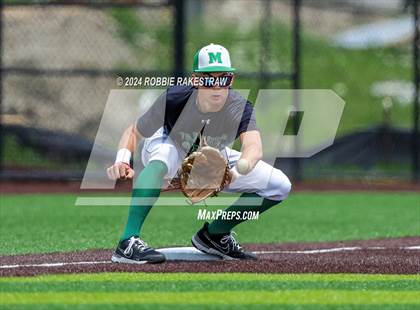 Thumbnail 3 in Sunnyvale vs. Mabank (UIL 4A Bi-District Playoff) photogallery.