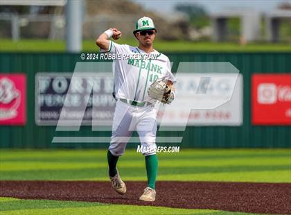 Thumbnail 1 in Sunnyvale vs. Mabank (UIL 4A Bi-District Playoff) photogallery.