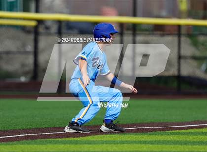 Thumbnail 3 in Sunnyvale vs. Mabank (UIL 4A Bi-District Playoff) photogallery.