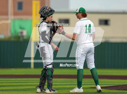 Thumbnail 1 in Sunnyvale vs. Mabank (UIL 4A Bi-District Playoff) photogallery.