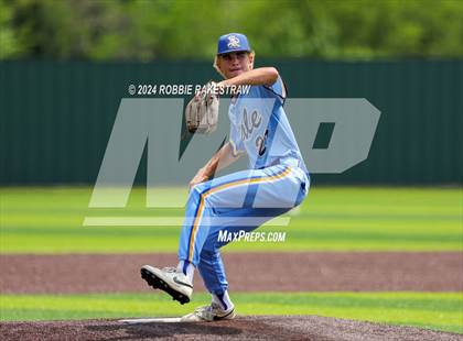 Thumbnail 3 in Sunnyvale vs. Mabank (UIL 4A Bi-District Playoff) photogallery.