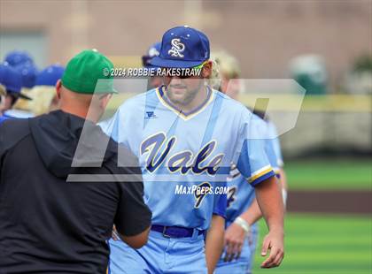 Thumbnail 3 in Sunnyvale vs. Mabank (UIL 4A Bi-District Playoff) photogallery.
