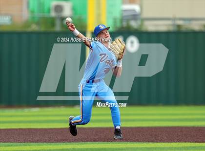 Thumbnail 2 in Sunnyvale vs. Mabank (UIL 4A Bi-District Playoff) photogallery.