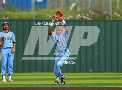 Thumbnail 1 in Sunnyvale vs. Mabank (UIL 4A Bi-District Playoff) photogallery.