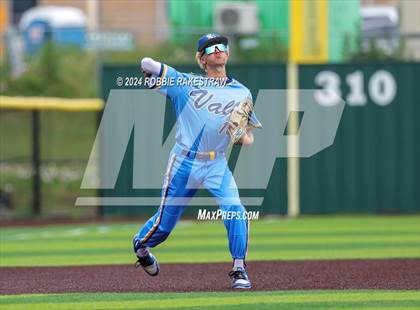 Thumbnail 3 in Sunnyvale vs. Mabank (UIL 4A Bi-District Playoff) photogallery.