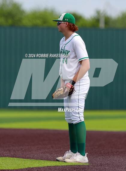 Thumbnail 1 in Sunnyvale vs. Mabank (UIL 4A Bi-District Playoff) photogallery.