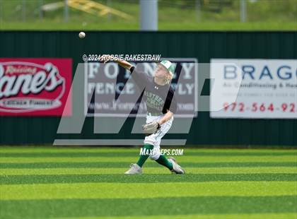 Thumbnail 2 in Sunnyvale vs. Mabank (UIL 4A Bi-District Playoff) photogallery.