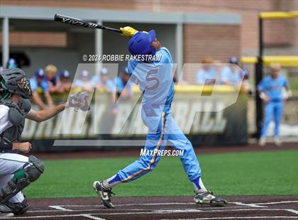 Thumbnail 1 in Sunnyvale vs. Mabank (UIL 4A Bi-District Playoff) photogallery.