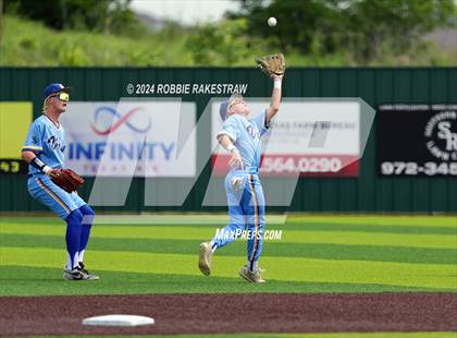 Thumbnail 2 in Sunnyvale vs. Mabank (UIL 4A Bi-District Playoff) photogallery.