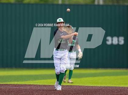 Thumbnail 2 in Sunnyvale vs. Mabank (UIL 4A Bi-District Playoff) photogallery.