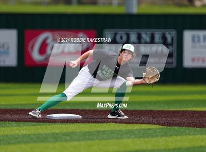 Thumbnail 2 in Sunnyvale vs. Mabank (UIL 4A Bi-District Playoff) photogallery.
