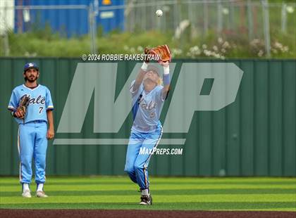 Thumbnail 2 in Sunnyvale vs. Mabank (UIL 4A Bi-District Playoff) photogallery.