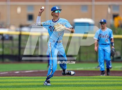 Thumbnail 1 in Sunnyvale vs. Mabank (UIL 4A Bi-District Playoff) photogallery.