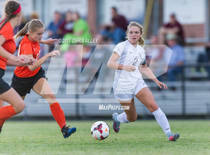 Thumbnail 3 in Elizabethton @ Dobyns-Bennett photogallery.