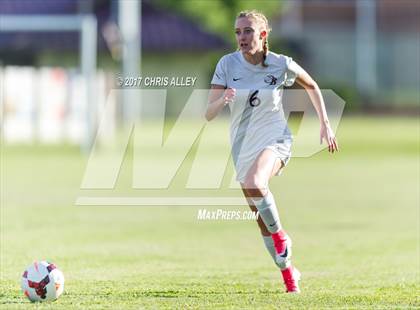 Thumbnail 2 in Elizabethton @ Dobyns-Bennett photogallery.