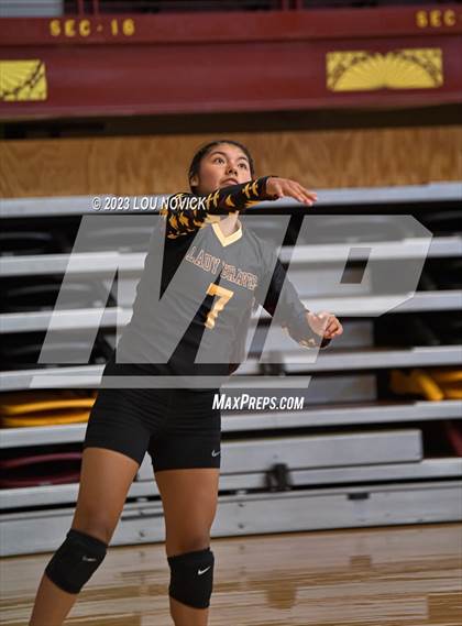 Thumbnail 1 in Laguna Acoma @ Santa Fe Indian (Pink-Out Tournament) photogallery.