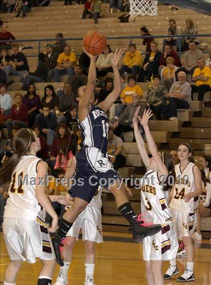 Thumbnail 2 in Elk County Catholic vs Rochester (PIAA Class A First Round) photogallery.
