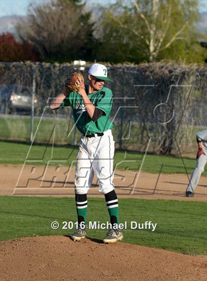 Thumbnail 1 in Golden Valley @ Tehachapi photogallery.