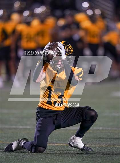 Thumbnail 2 in Aquinas @ Foothill (CIF SS Division 5 Round 1) photogallery.