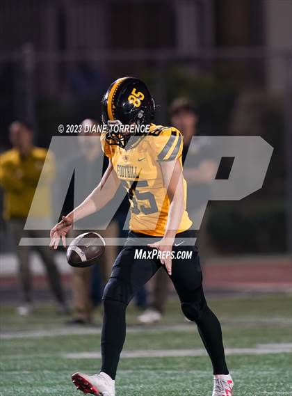 Thumbnail 2 in Aquinas @ Foothill (CIF SS Division 5 Round 1) photogallery.