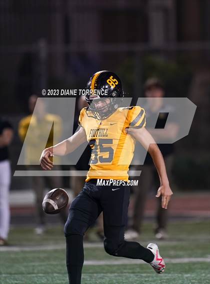 Thumbnail 3 in Aquinas @ Foothill (CIF SS Division 5 Round 1) photogallery.