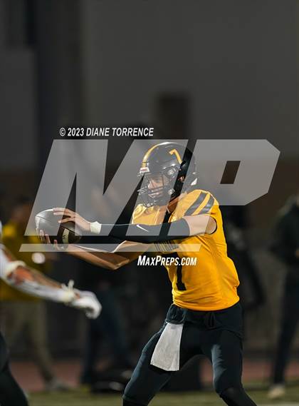 Thumbnail 1 in Aquinas @ Foothill (CIF SS Division 5 Round 1) photogallery.