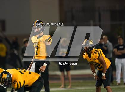 Thumbnail 2 in Aquinas @ Foothill (CIF SS Division 5 Round 1) photogallery.