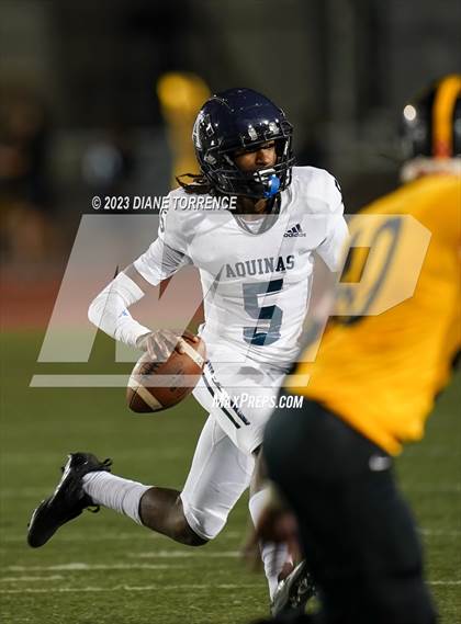 Thumbnail 2 in Aquinas @ Foothill (CIF SS Division 5 Round 1) photogallery.