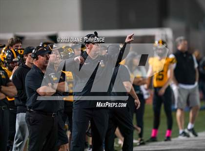 Thumbnail 1 in Aquinas @ Foothill (CIF SS Division 5 Round 1) photogallery.