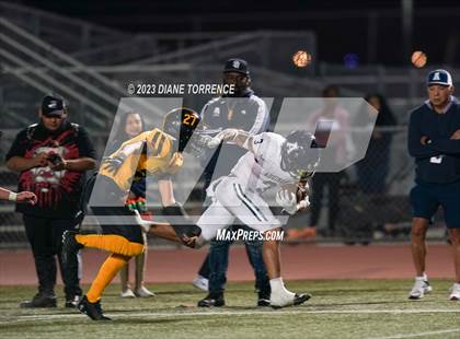 Thumbnail 2 in Aquinas @ Foothill (CIF SS Division 5 Round 1) photogallery.
