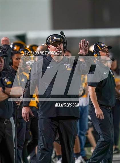 Thumbnail 3 in Aquinas @ Foothill (CIF SS Division 5 Round 1) photogallery.