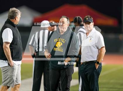 Thumbnail 2 in Aquinas @ Foothill (CIF SS Division 5 Round 1) photogallery.