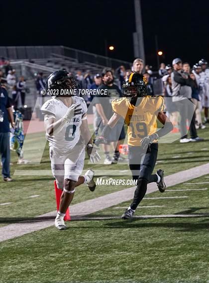 Thumbnail 2 in Aquinas @ Foothill (CIF SS Division 5 Round 1) photogallery.