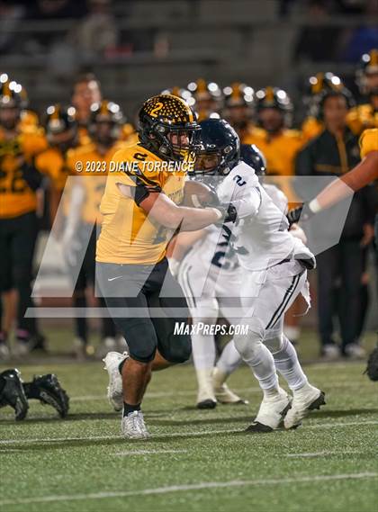 Thumbnail 1 in Aquinas @ Foothill (CIF SS Division 5 Round 1) photogallery.