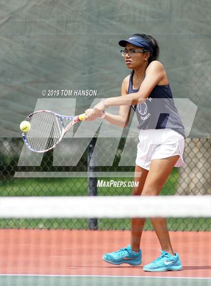 Thumbnail 3 in CHSAA 3A Finals photogallery.