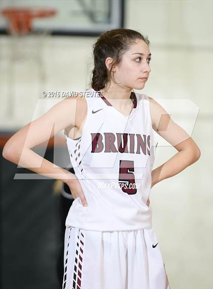 Thumbnail 2 in Valley Christian vs. Bear River (Mesa Verde Challenge) photogallery.