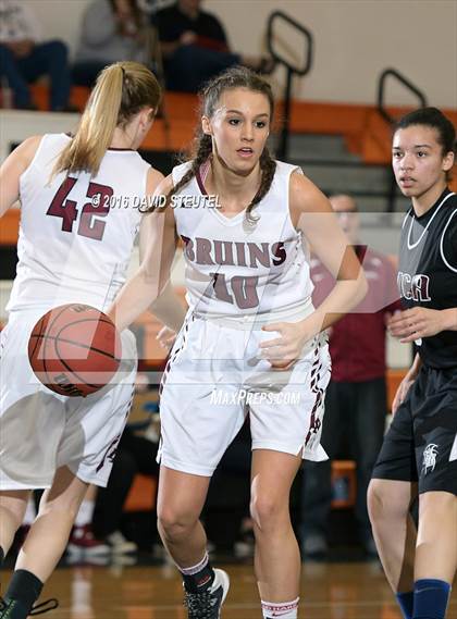 Thumbnail 2 in Valley Christian vs. Bear River (Mesa Verde Challenge) photogallery.