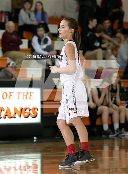 Thumbnail 2 in Valley Christian vs. Bear River (Mesa Verde Challenge) photogallery.