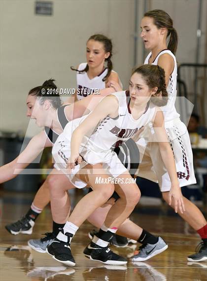 Thumbnail 2 in Valley Christian vs. Bear River (Mesa Verde Challenge) photogallery.