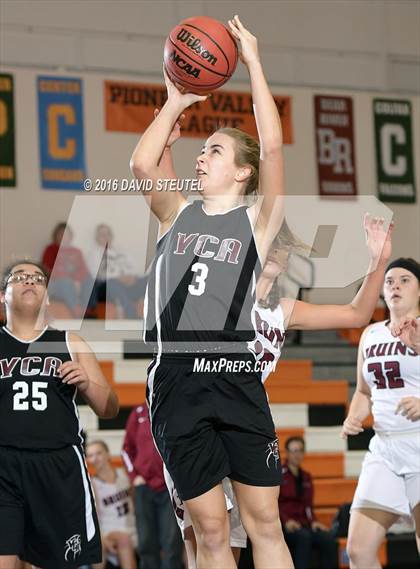 Thumbnail 2 in Valley Christian vs. Bear River (Mesa Verde Challenge) photogallery.