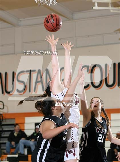 Thumbnail 3 in Valley Christian vs. Bear River (Mesa Verde Challenge) photogallery.